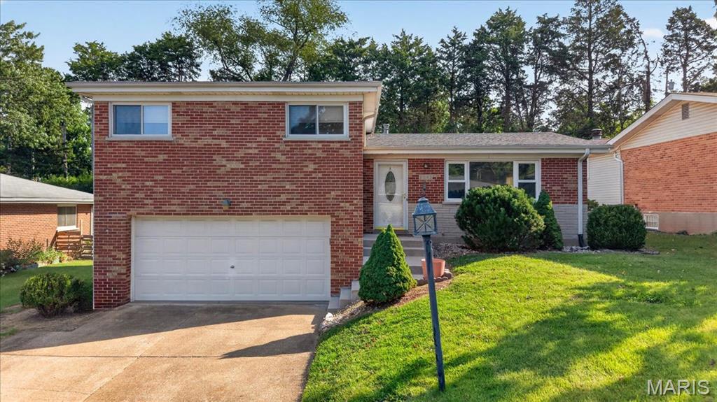 Photo of 1143 Mary Candace Lane St Louis MO 63125
