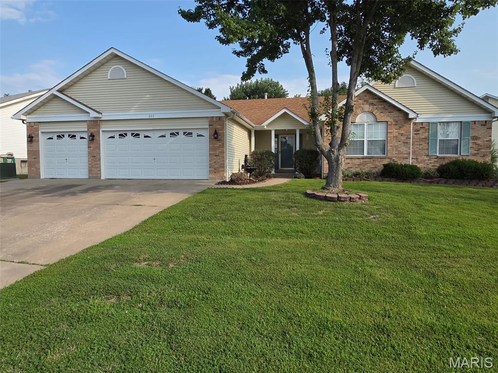 Photo of 207 Sassafras Parc Drive O'Fallon MO 63368