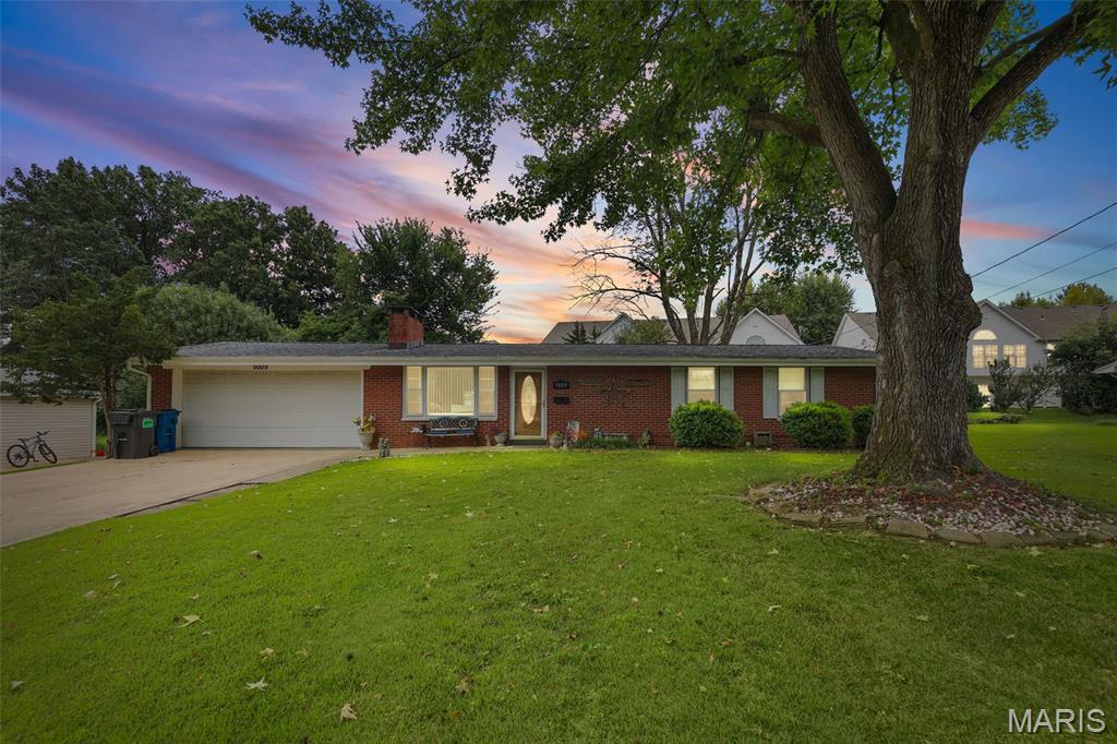 Photo of 5009 Staten Drive Godfrey IL 62035