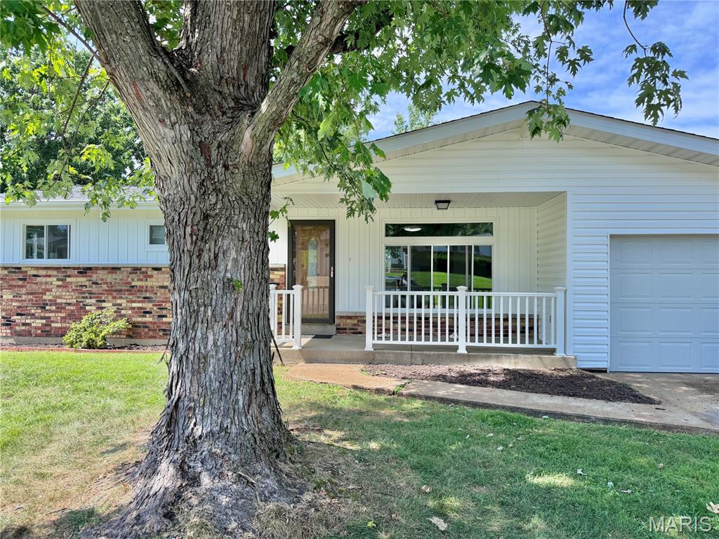Photo of 1249 Moonlight Drive Arnold MO 63010