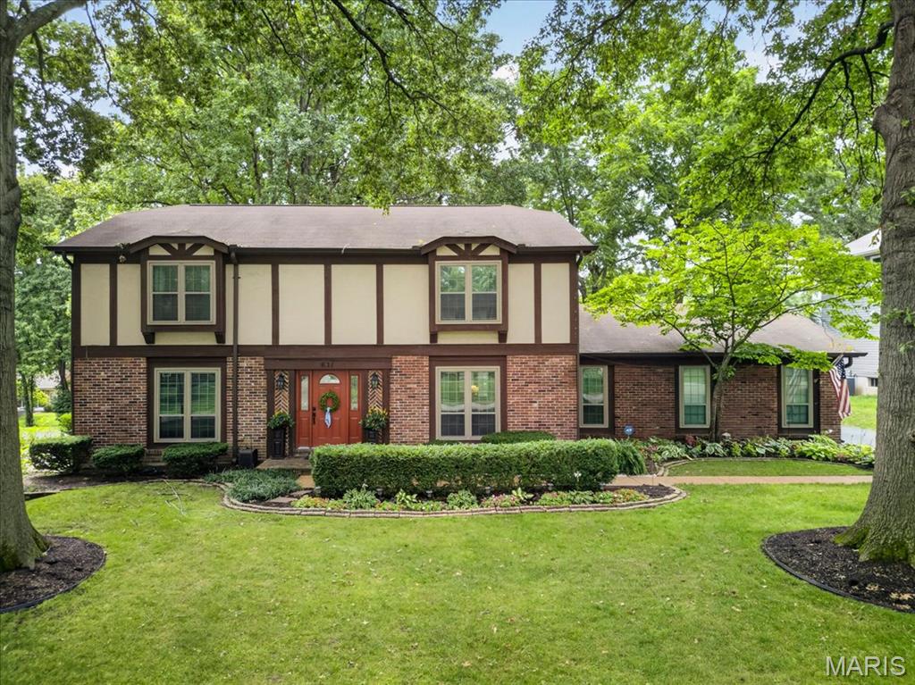 Photo of 631 Golfview Drive Ballwin MO 63011