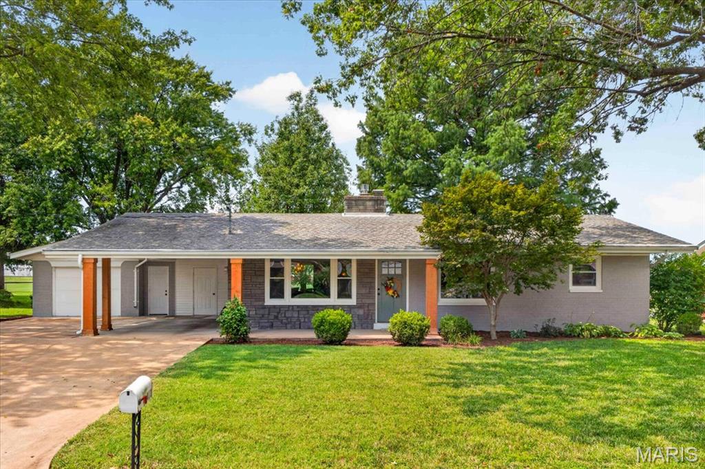 Photo of 411 Washington Drive Waterloo IL 62298