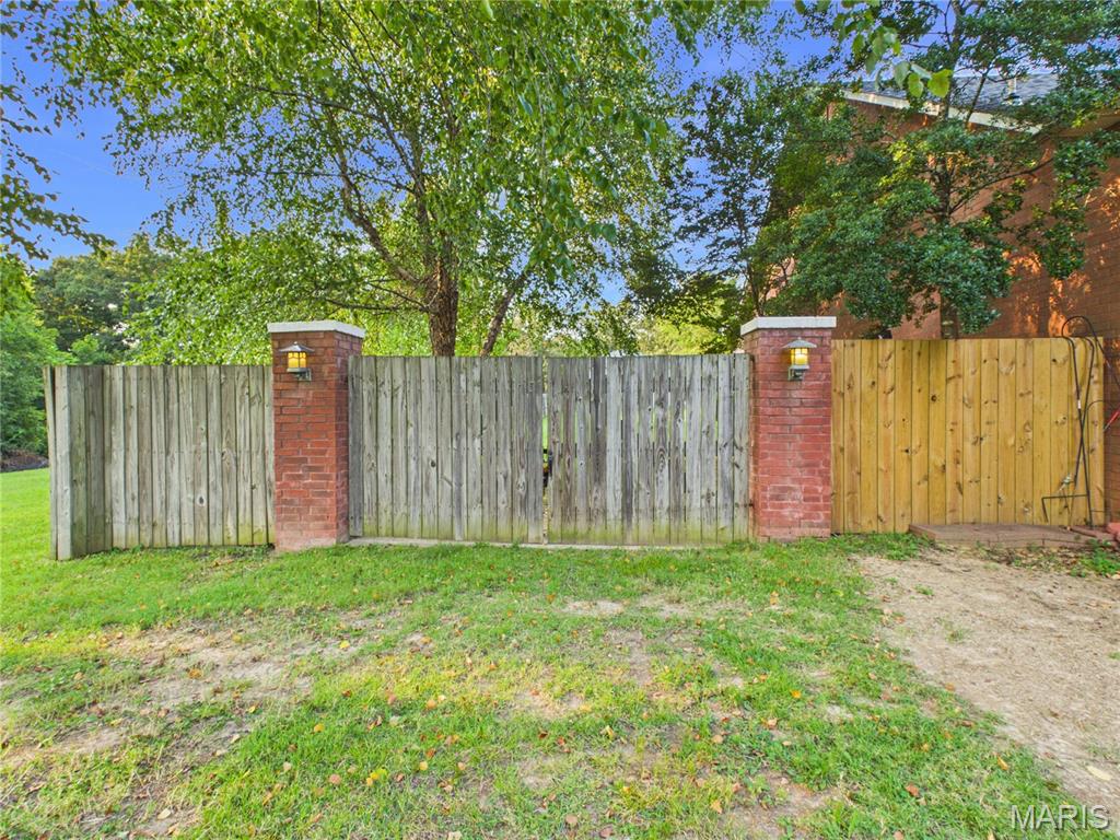 Photo of 3001 Charlton Lane Poplar Bluff MO 63901