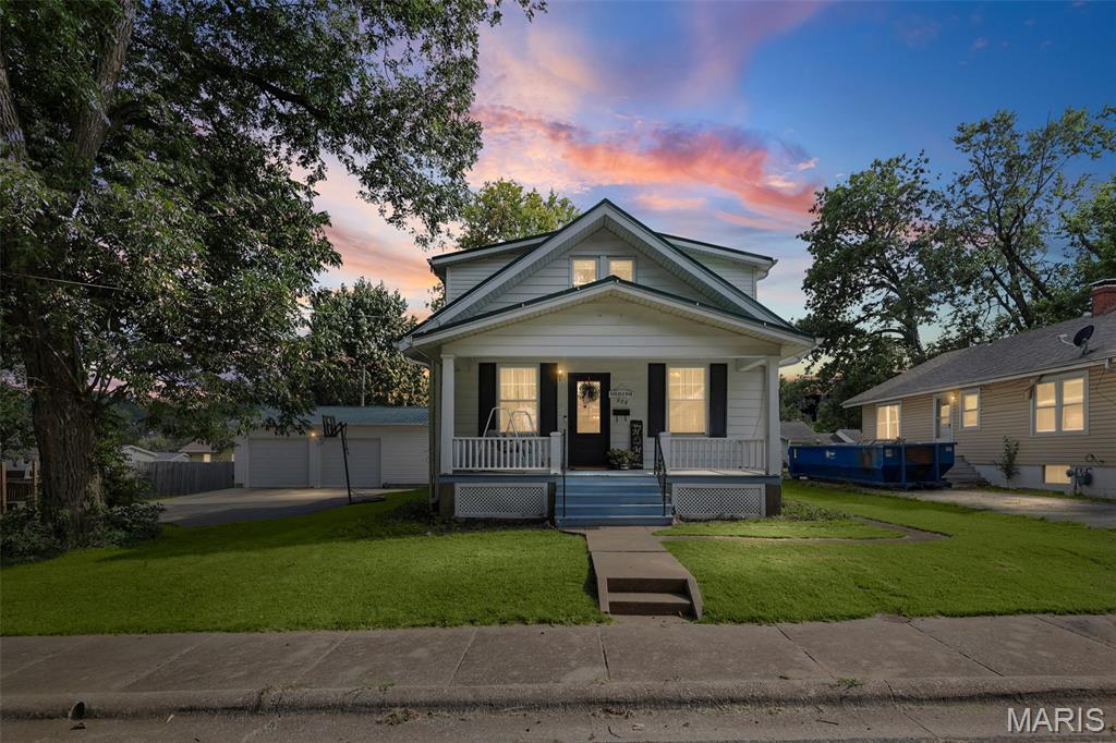 Photo of 324 E South 2nd Street Red Bud IL 62278