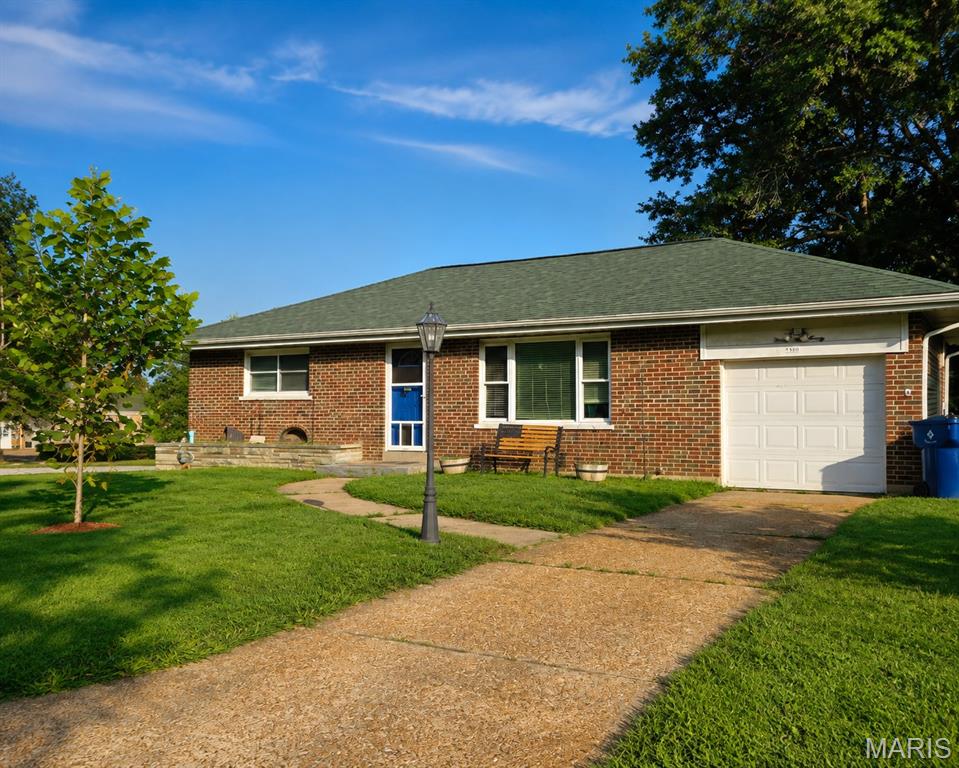 Photo of 9420 High Hill Court Crestwood MO 63126