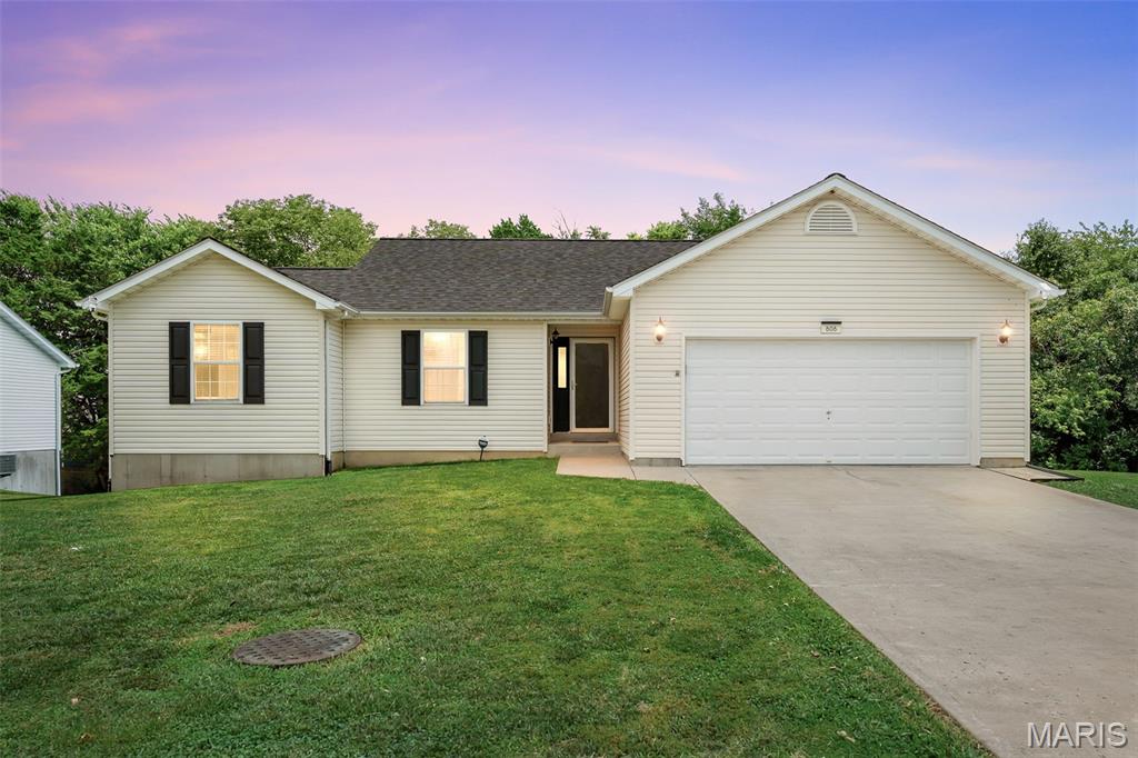 Photo of 808 Big Red Court Warrenton MO 63383