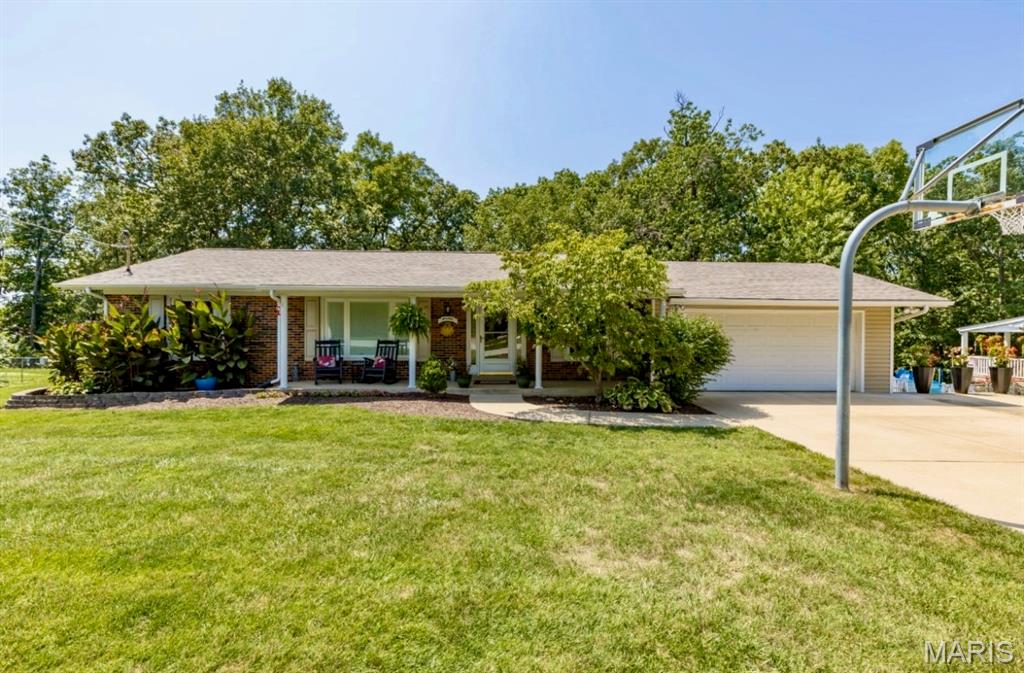 Photo of 62 Pearl Drive Hillsboro MO 63050
