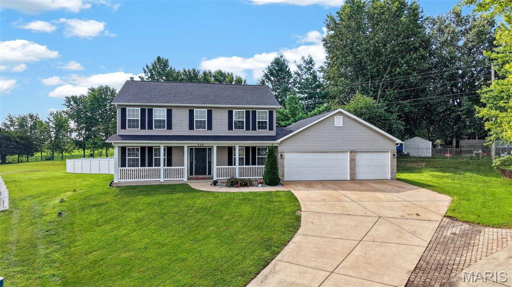 Photo of 350 Villa Duschene Drive Warrenton MO 63383