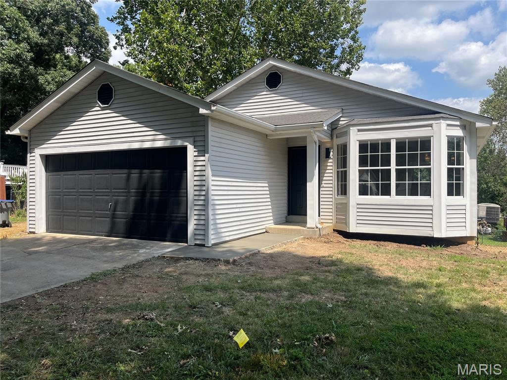 Photo of 842 Whispering Rock Drive O'Fallon MO 63366