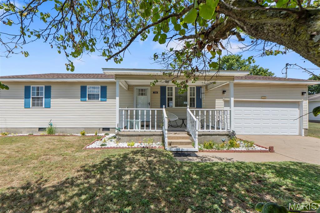 Photo of 100 Harris Drive Sikeston MO 63801
