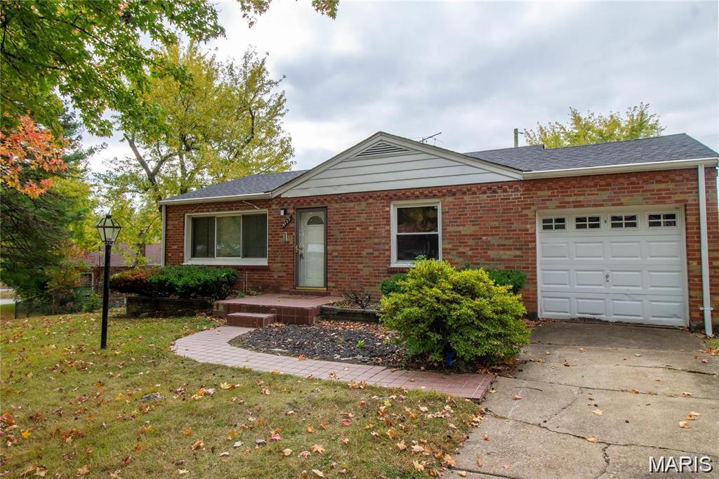 Photo of 9123 Church St Louis MO 63137