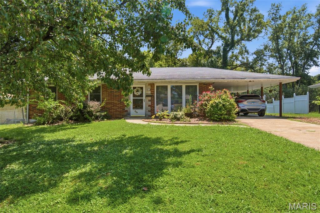 Photo of 808 Wilshire Drive Belleville IL 62223