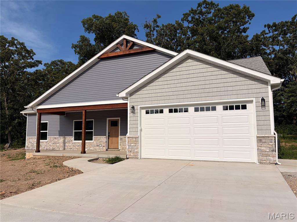 Photo of 552 Hawthorn Lane Sullivan MO 63080