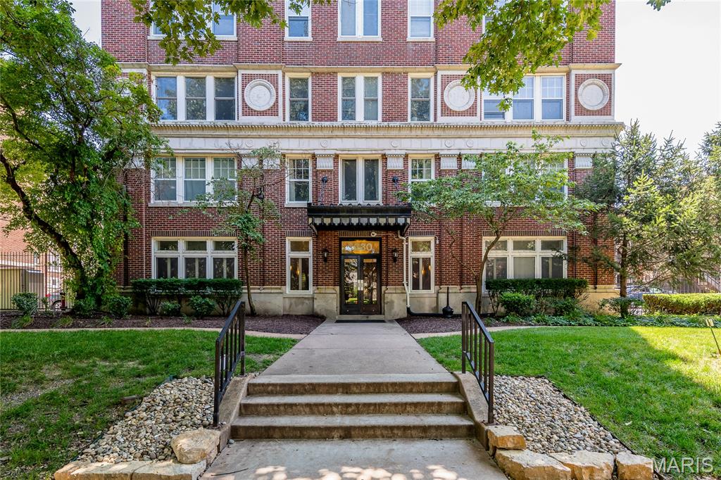 Photo of 5330 Pershing #706 St Louis MO 63112