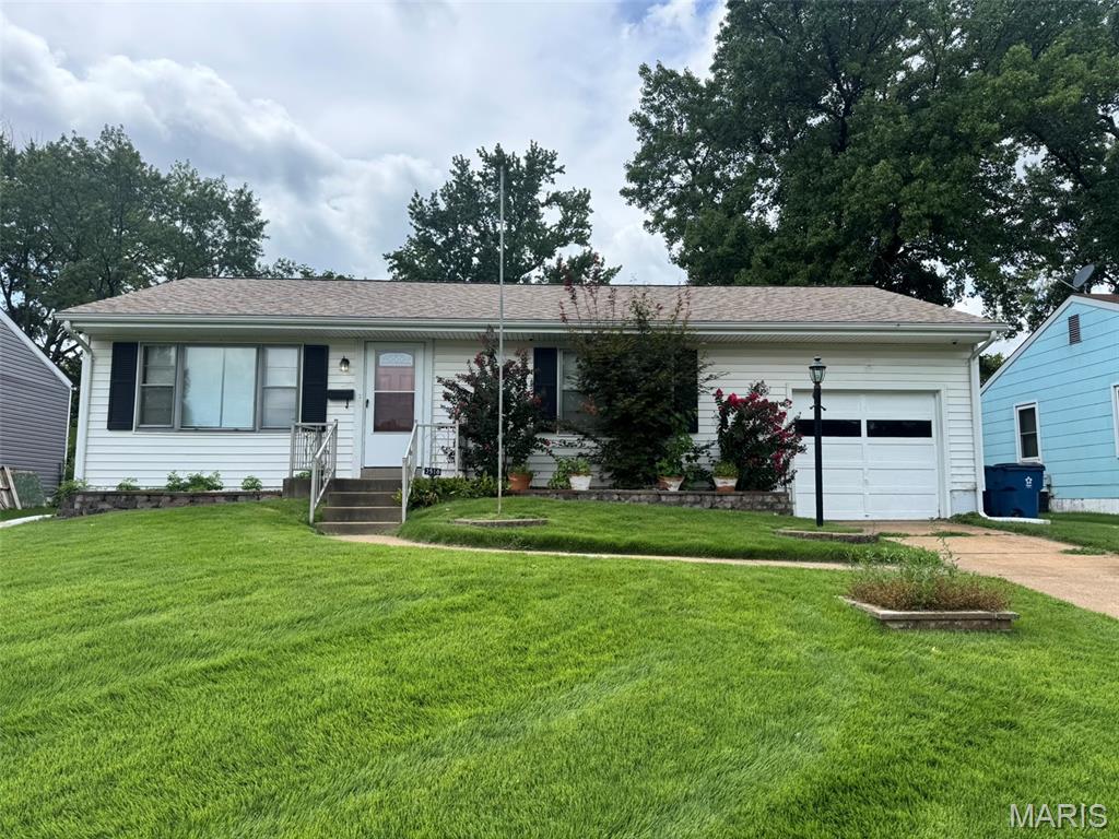 Photo of 2516 Center Avenue Jennings MO 63136