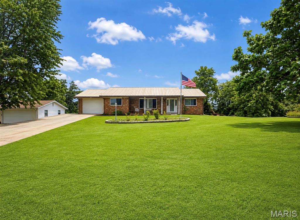 Photo of 810 S School Street Desloge MO 63601