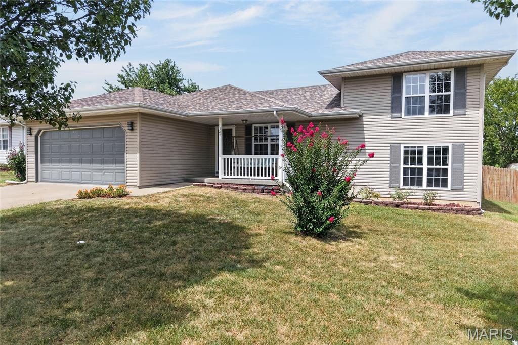 Photo of 1325 Nathaniel Drive Lebanon MO 65536