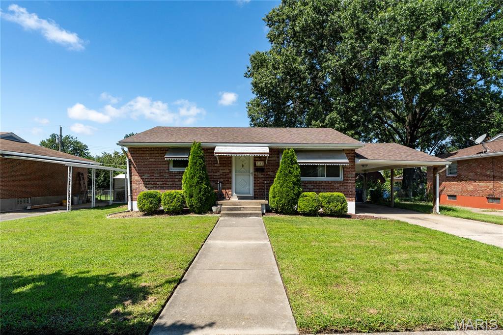 Photo of 3161 Carlson Avenue Granite City IL 62040