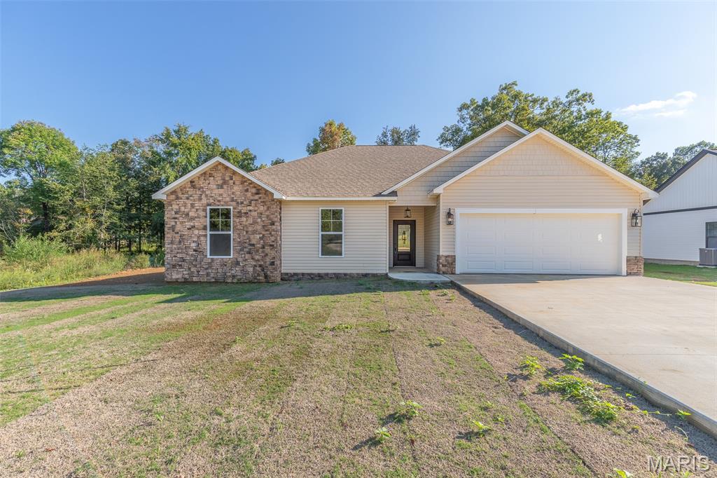Photo of 3304 Rhett Lane Poplar Bluff MO 63901