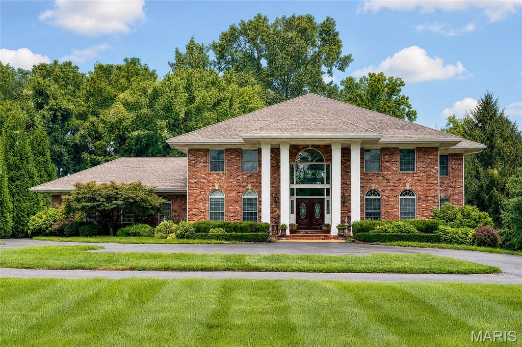 Photo of 12923 Conway Road Creve Coeur MO 63141