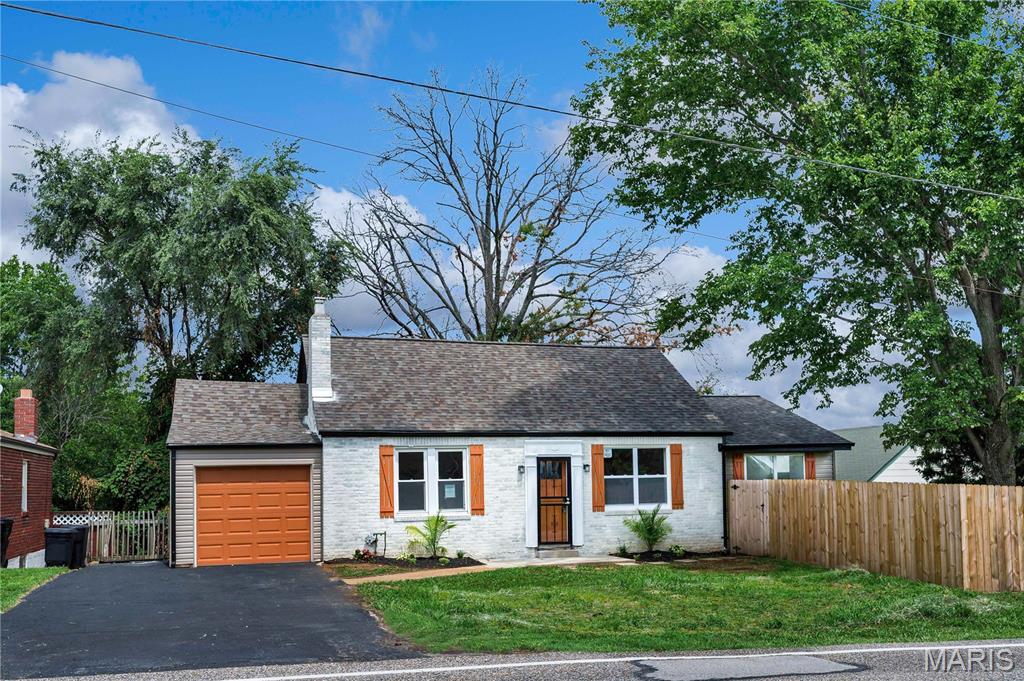Photo of 9607 Reavis Road Affton MO 63123