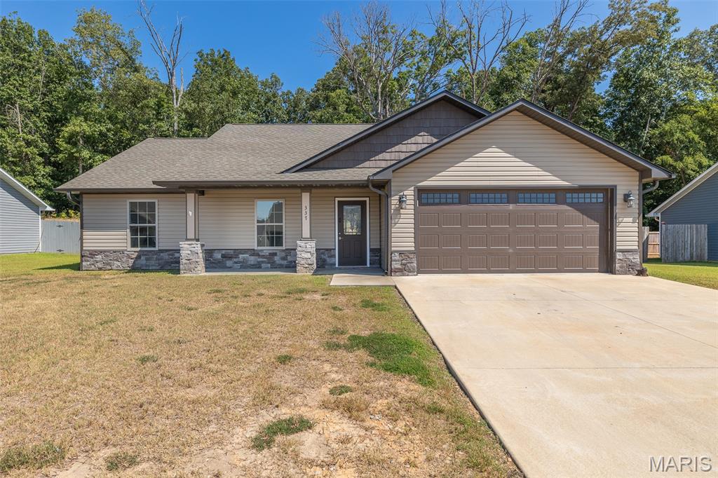 Photo of 337 Apple Park Way Poplar Bluff MO 63901