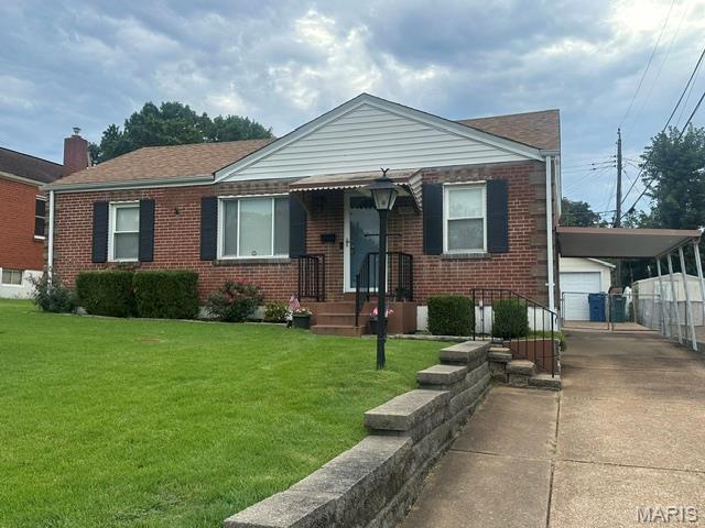 Photo of 9809 Huntingdon Lane St Louis MO 63123