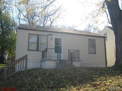 Photo of 256 Flora Drive Hazelwood MO 63135
