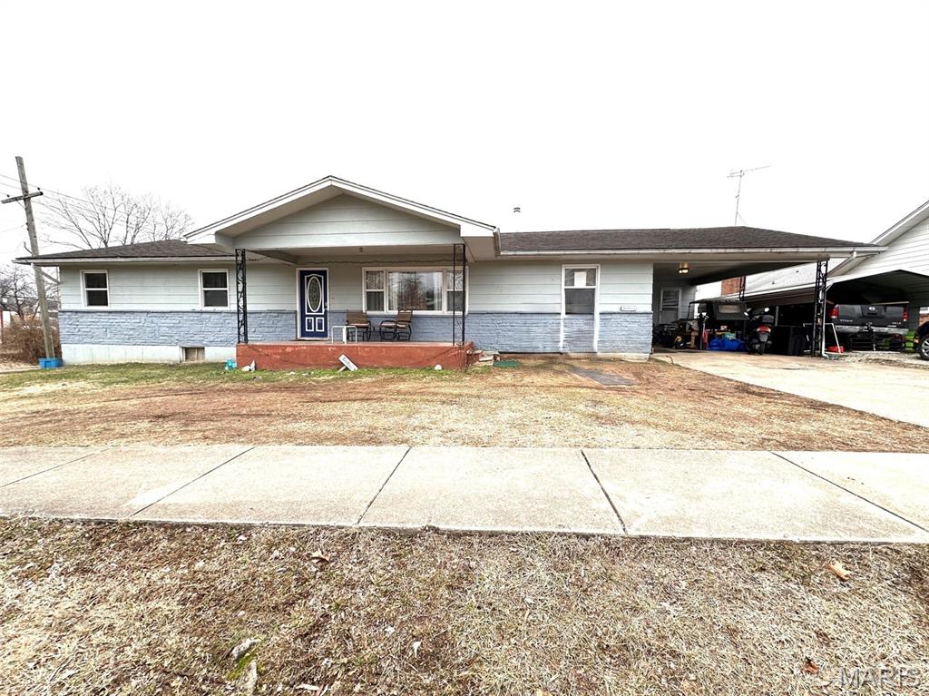 Photo of 123 E 3rd Street Mountain View MO 65548