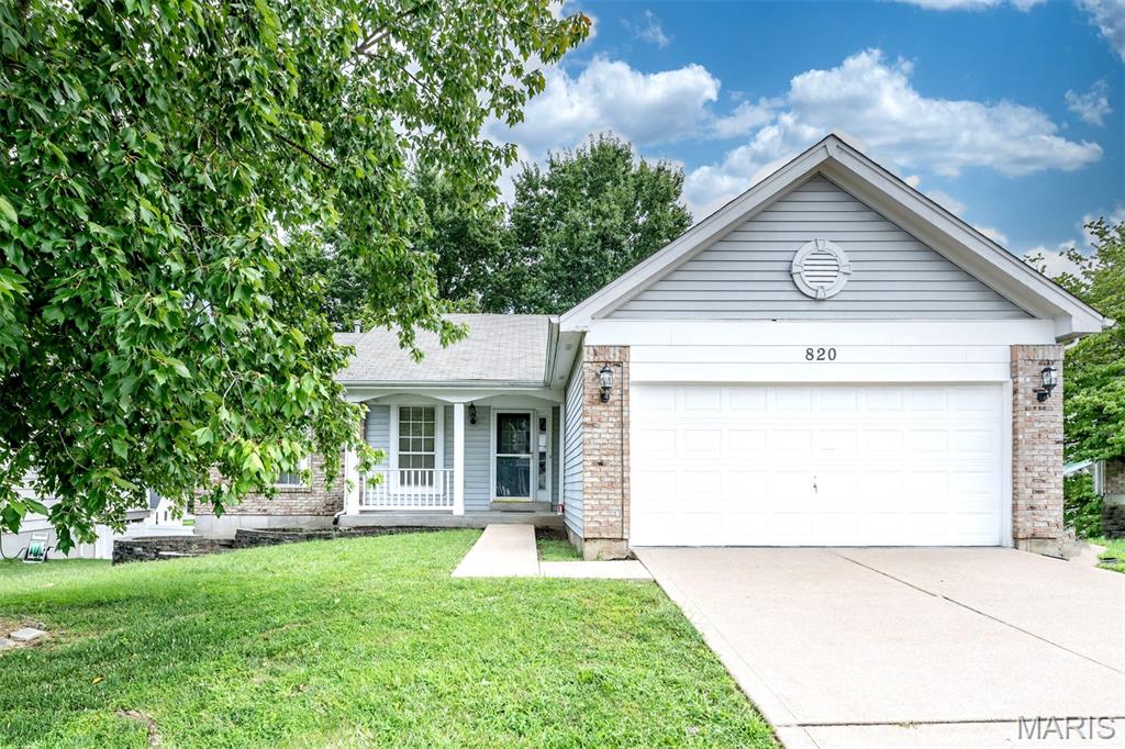Photo of 820 Fall Crown Lane Fenton MO 63026