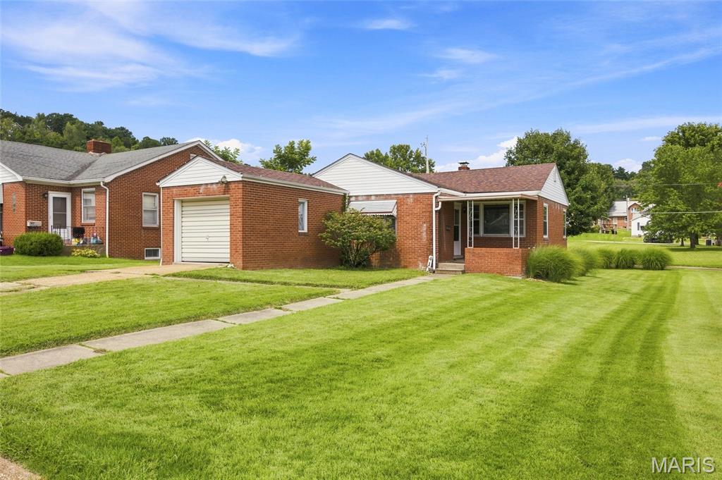 Photo of 413 W 9th Street Hermann MO 65041