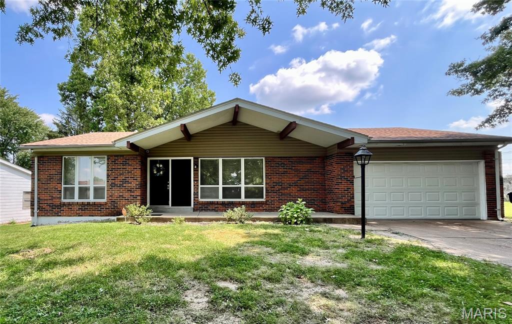 Photo of 12804 Fox Haven Drive Florissant MO 63033