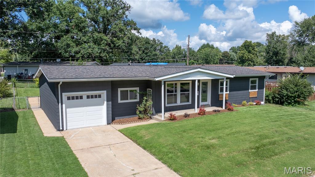Photo of 245 Humes Lane Florissant MO 63031