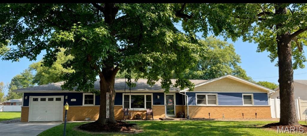Photo of 409 Bel Air Drive Mascoutah IL 62258