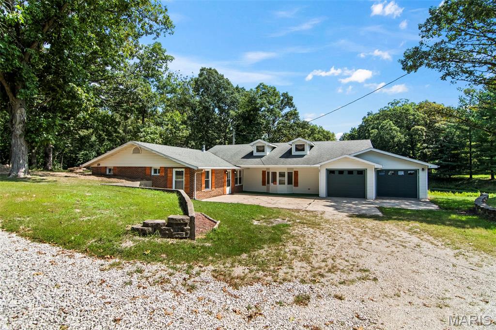 Photo of 10292 Old Litchfield Trail Litchfield IL 62056