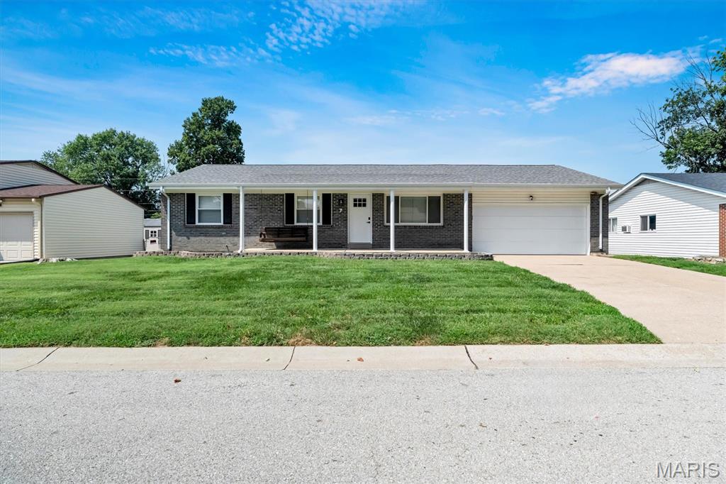 Photo of 7 Saint Mark Drive St Peters MO 63376