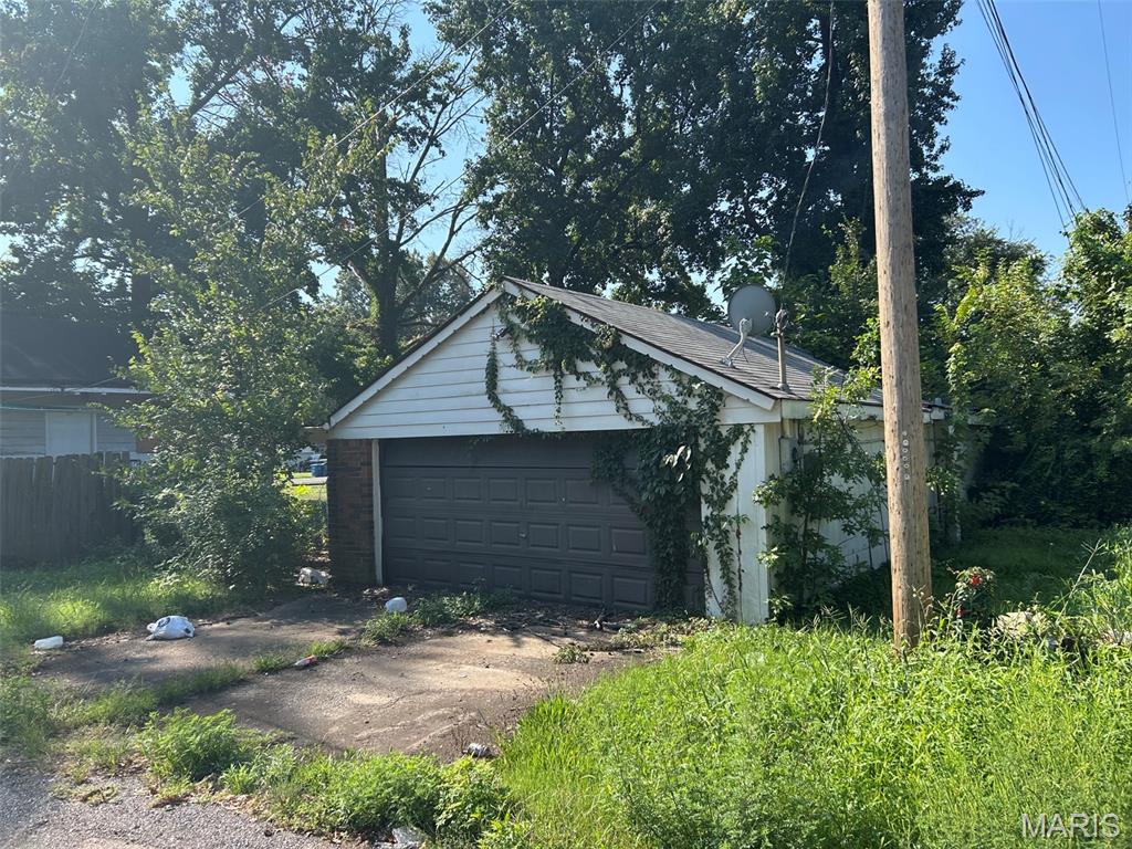 Photo of 11823 Larimore Road St Louis MO 63138