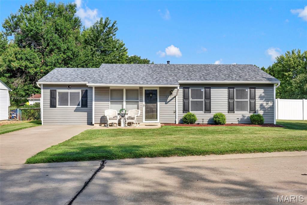 Photo of 2 Lone Elk Lane St Peters MO 63376