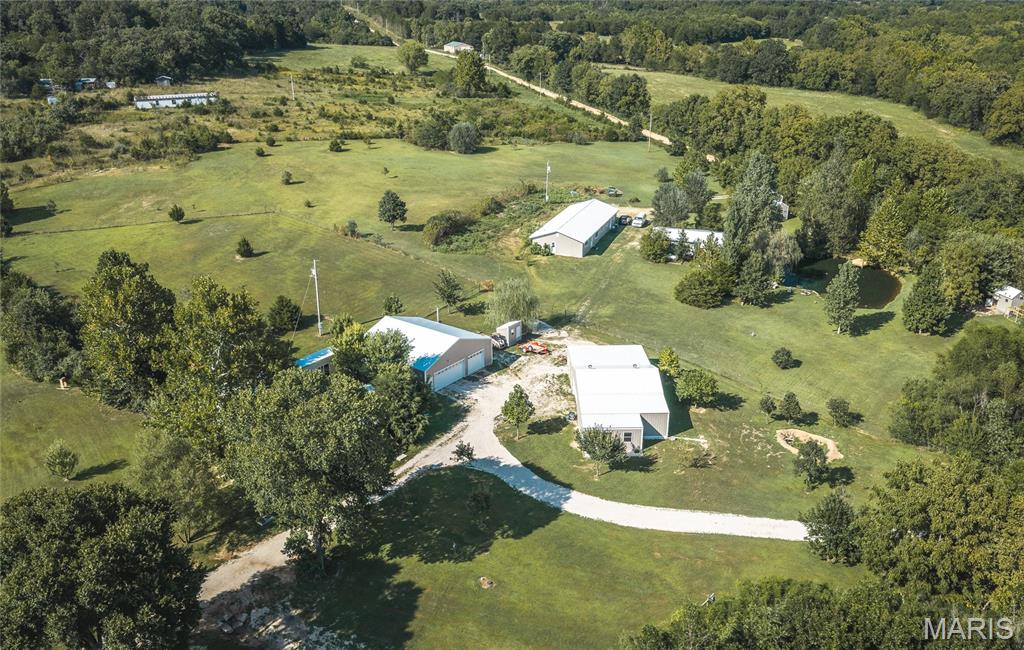 Photo of 81 Meadowlark Road Brumley MO 65017