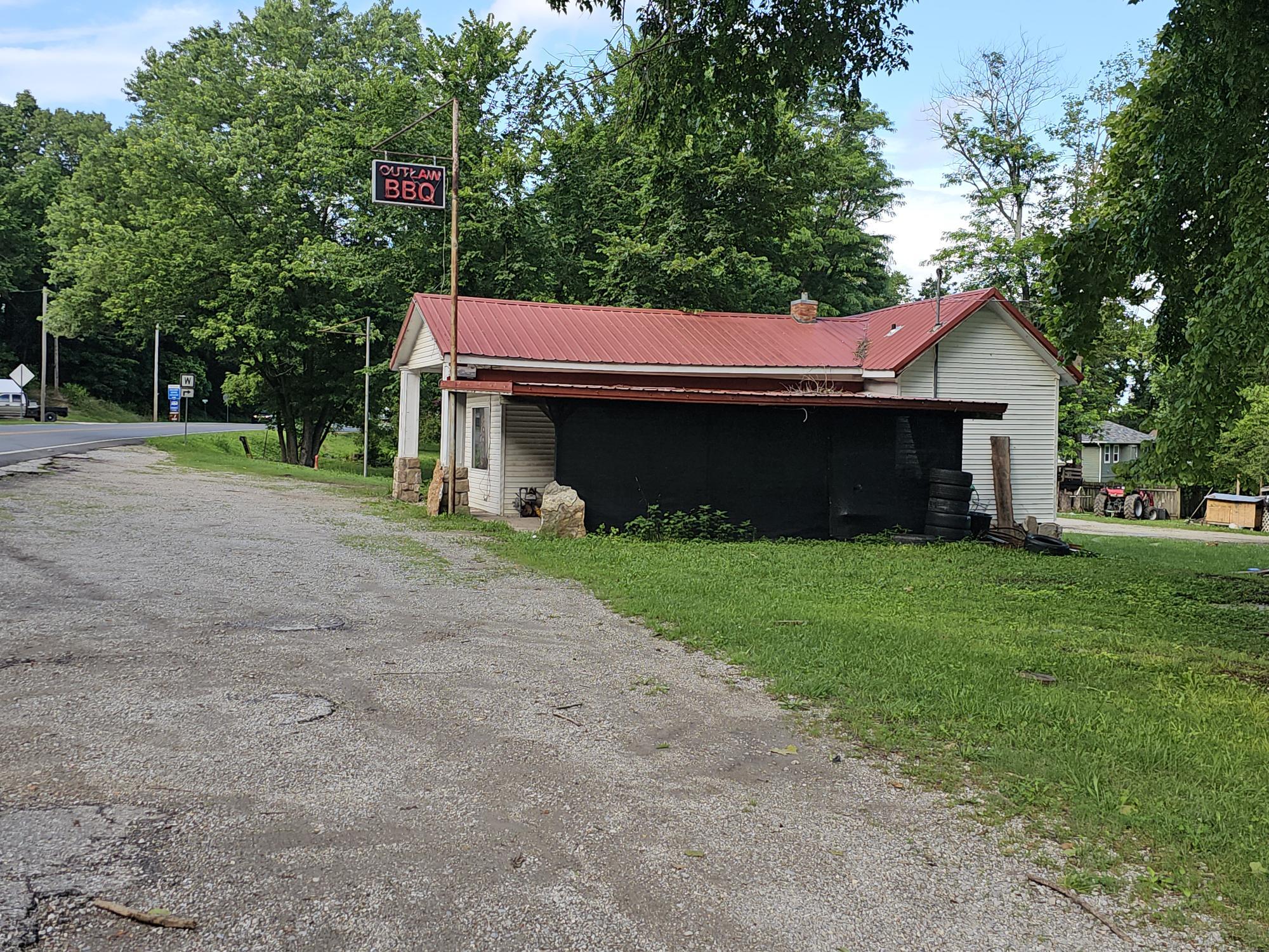 Photo of 306/308 Jesse James Road Pineville MO 64856