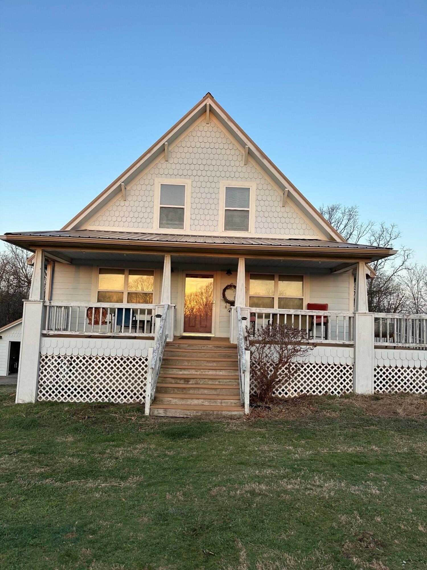 Photo of 660 Pendergraft Road Noel MO 64854