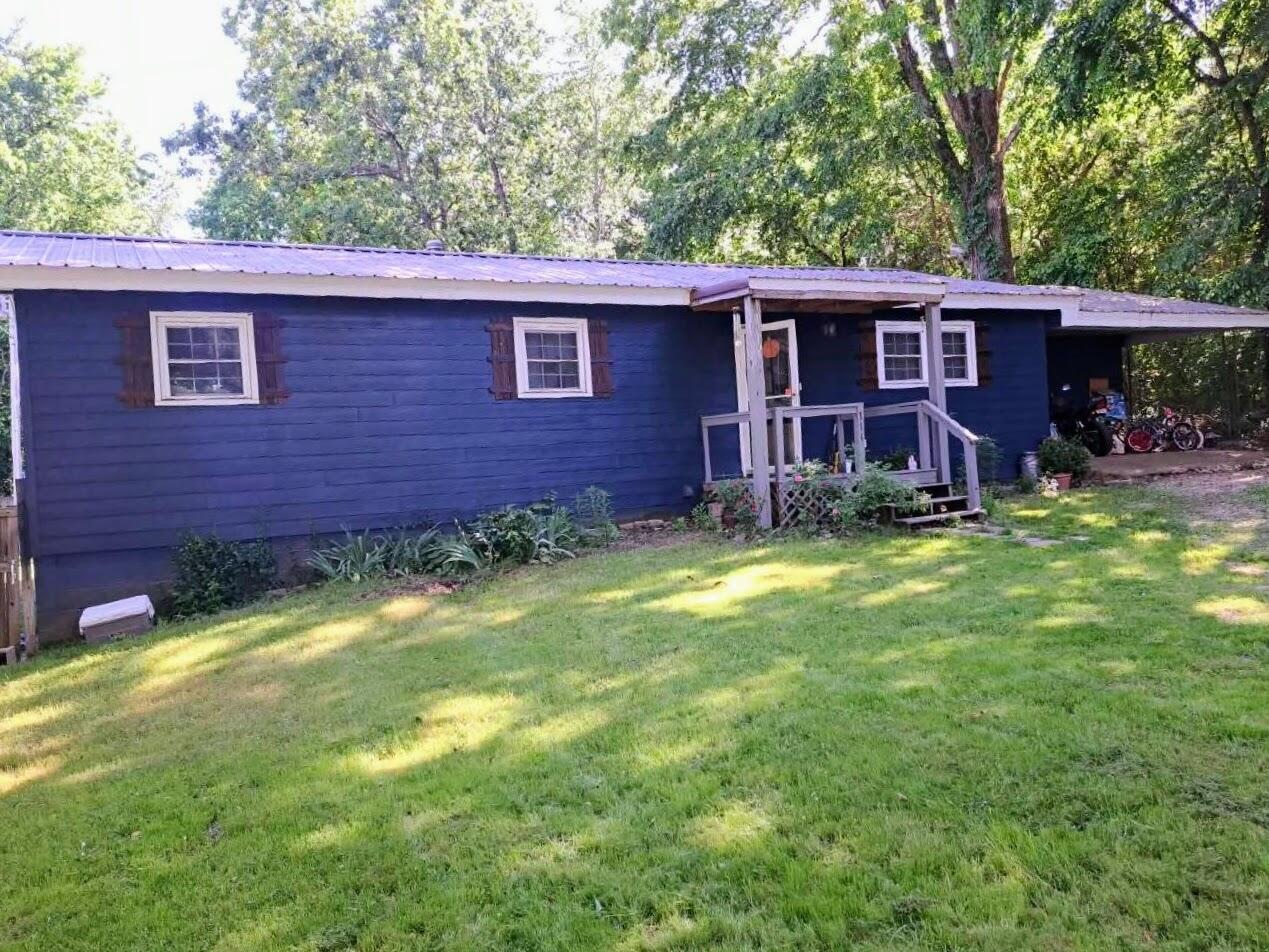 Photo of 114 Hayes Street Bakersfield MO 65609