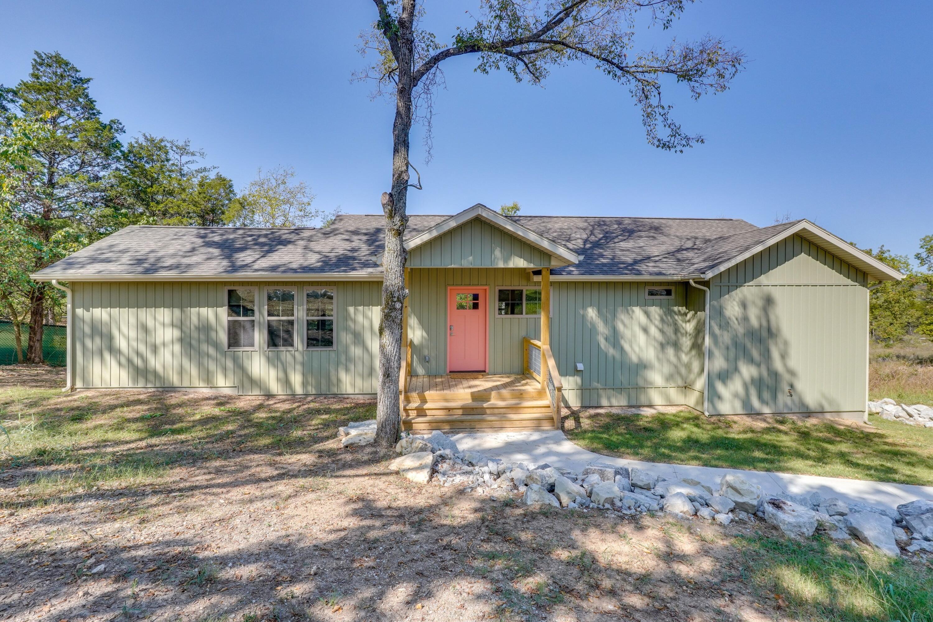 Photo of 27253 Sunset Beach Lane Eagle Rock MO 65641