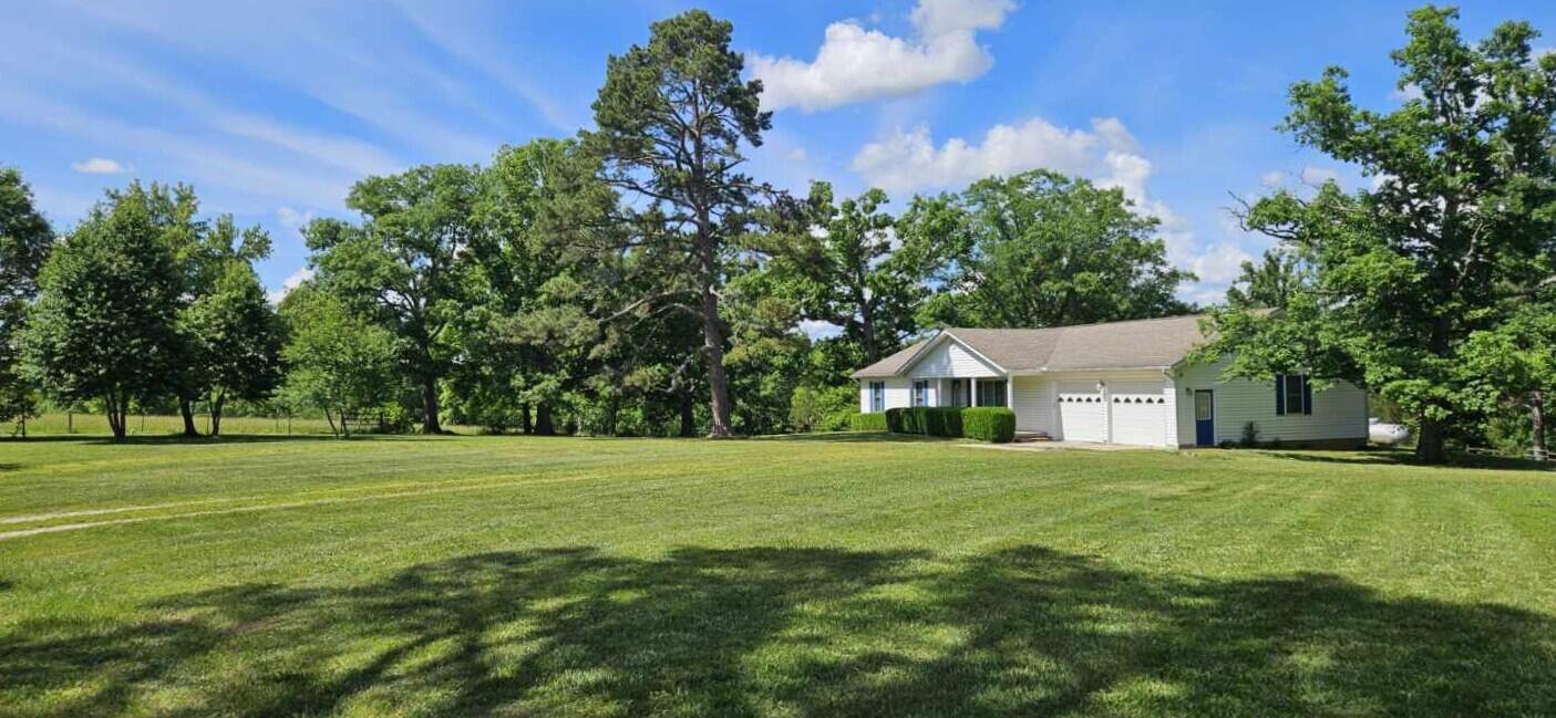 Photo of 205 County Road 6550 Salem MO 65560