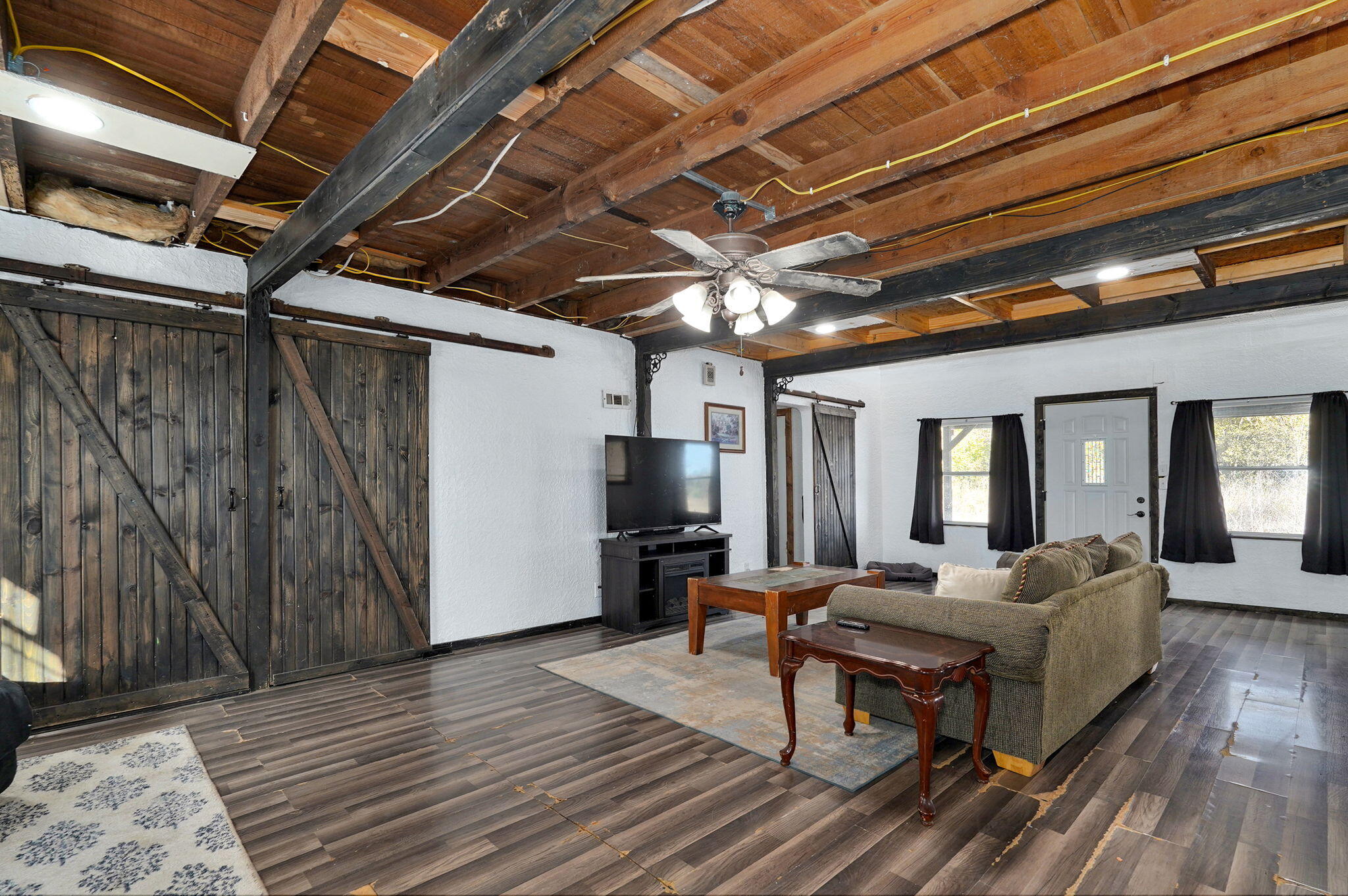 Photo of 275 Rhea Street Stotts City MO 65756