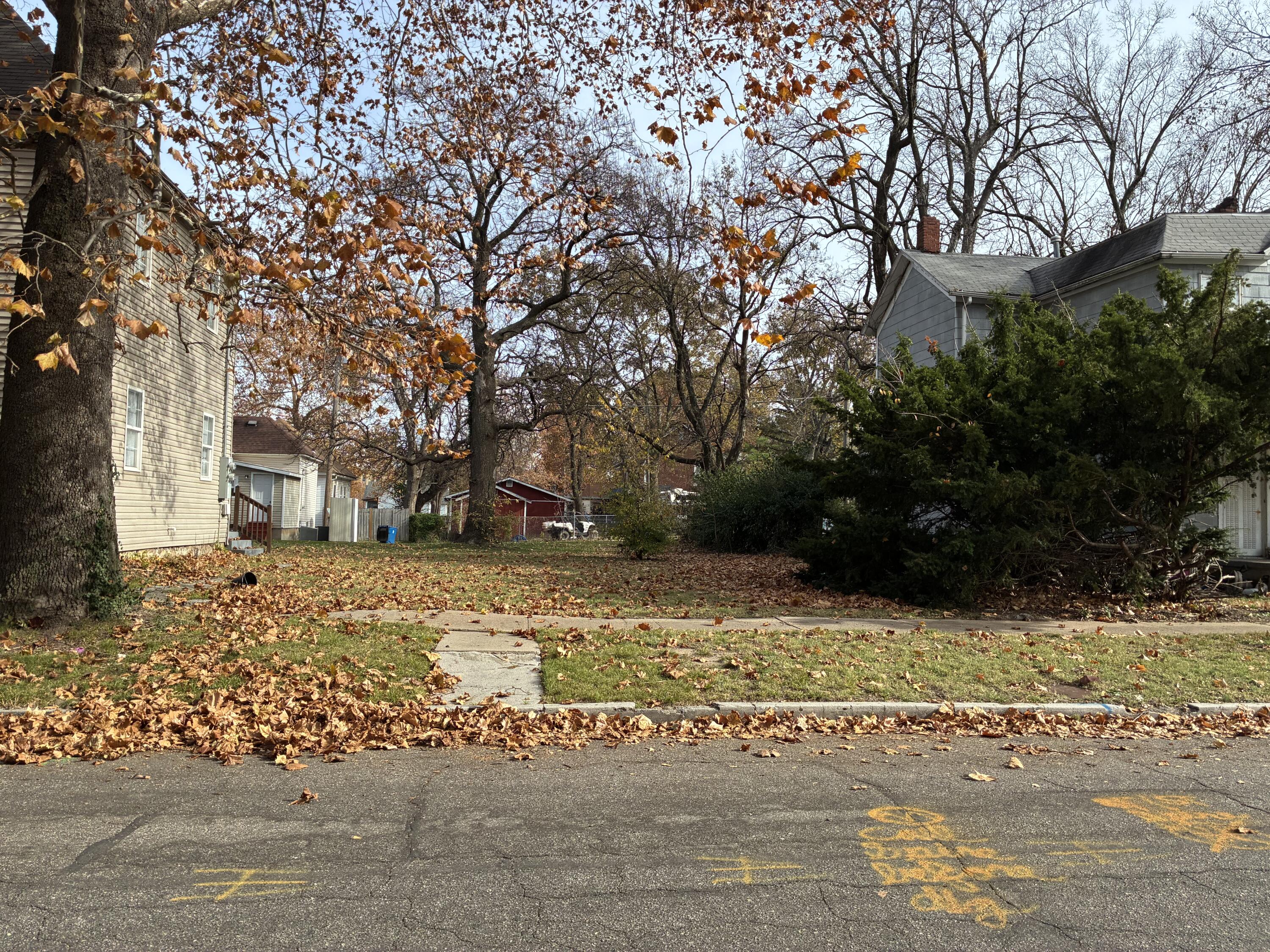 Photo of 807 S Jackson Avenue Joplin MO 64801