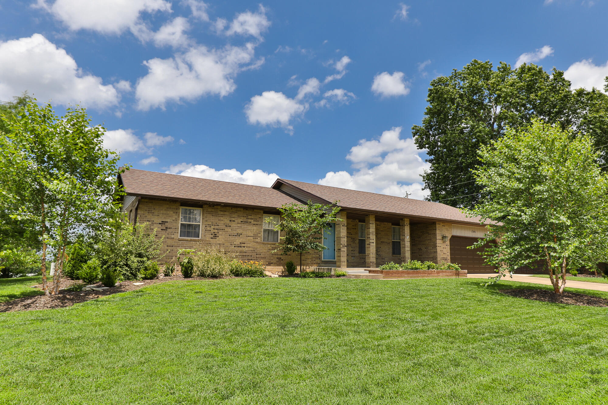 Photo of 1341 W Pine Street Bolivar MO 65613