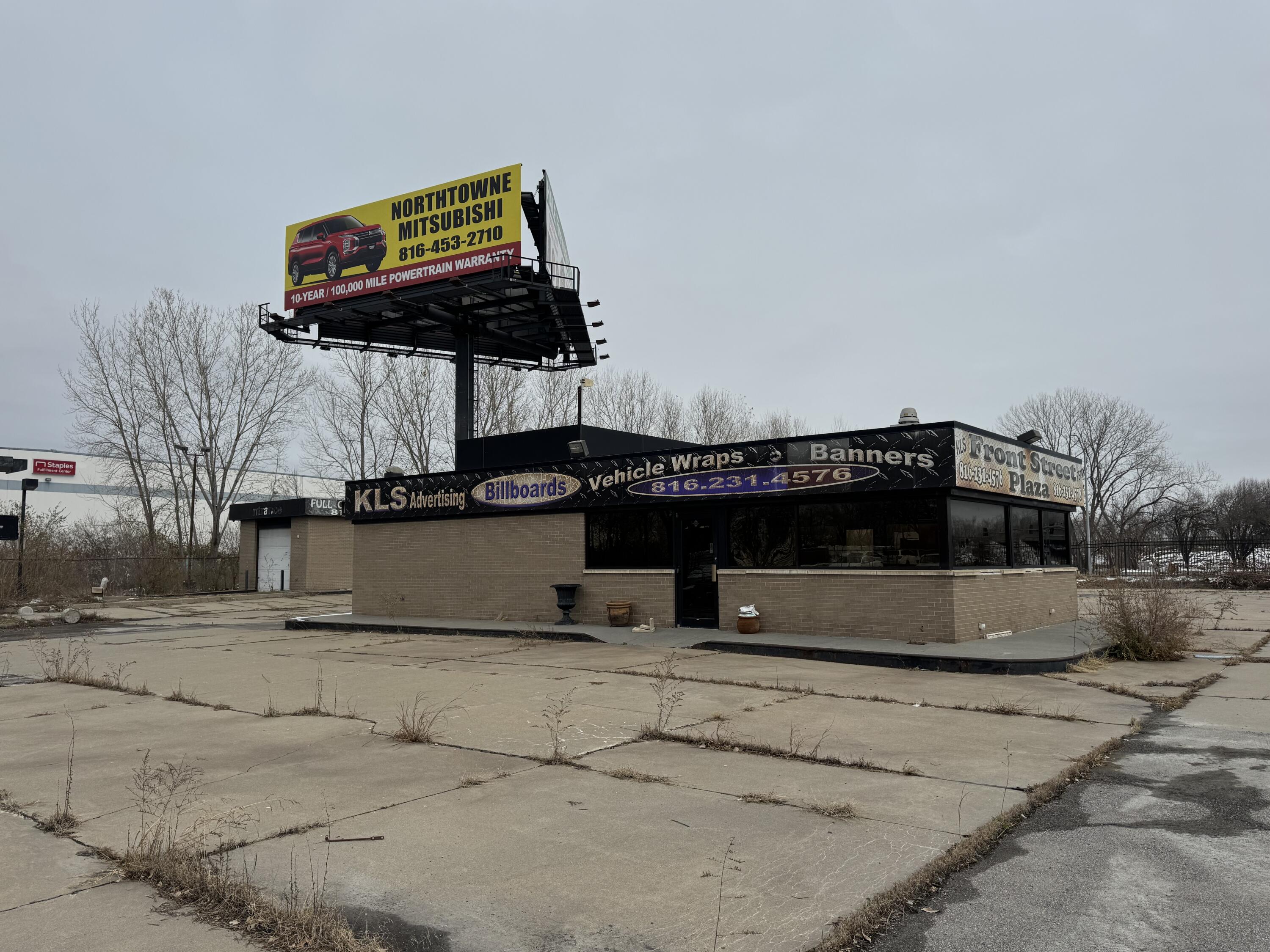 Photo of 6850 E Front Street Kansas City MO 64120