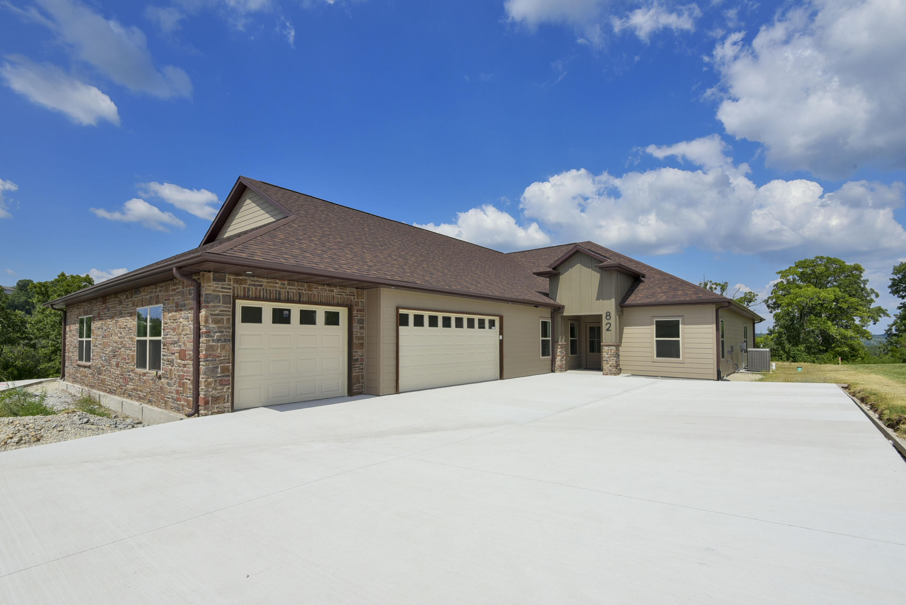 Photo of 82 Mountain View Court Branson West MO 65737