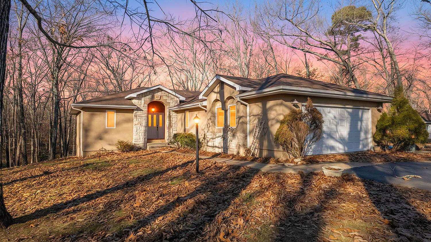 Photo of 7785 Nadine Road Houston MO 65483